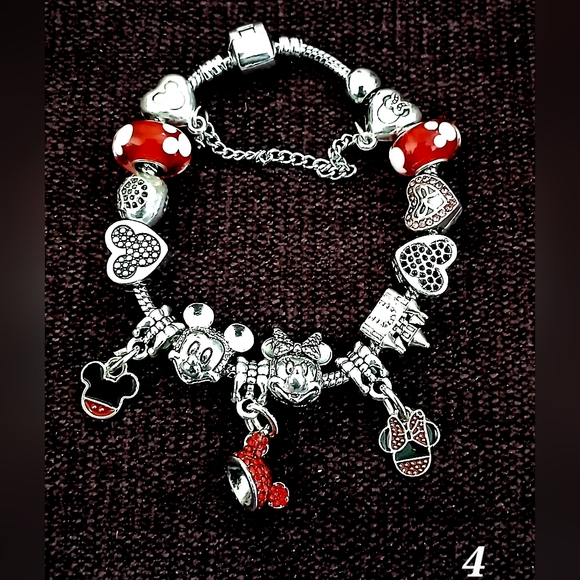 Mickey Mouse Hot Charm Bracelet